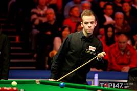 草皮上的较 草皮上的较